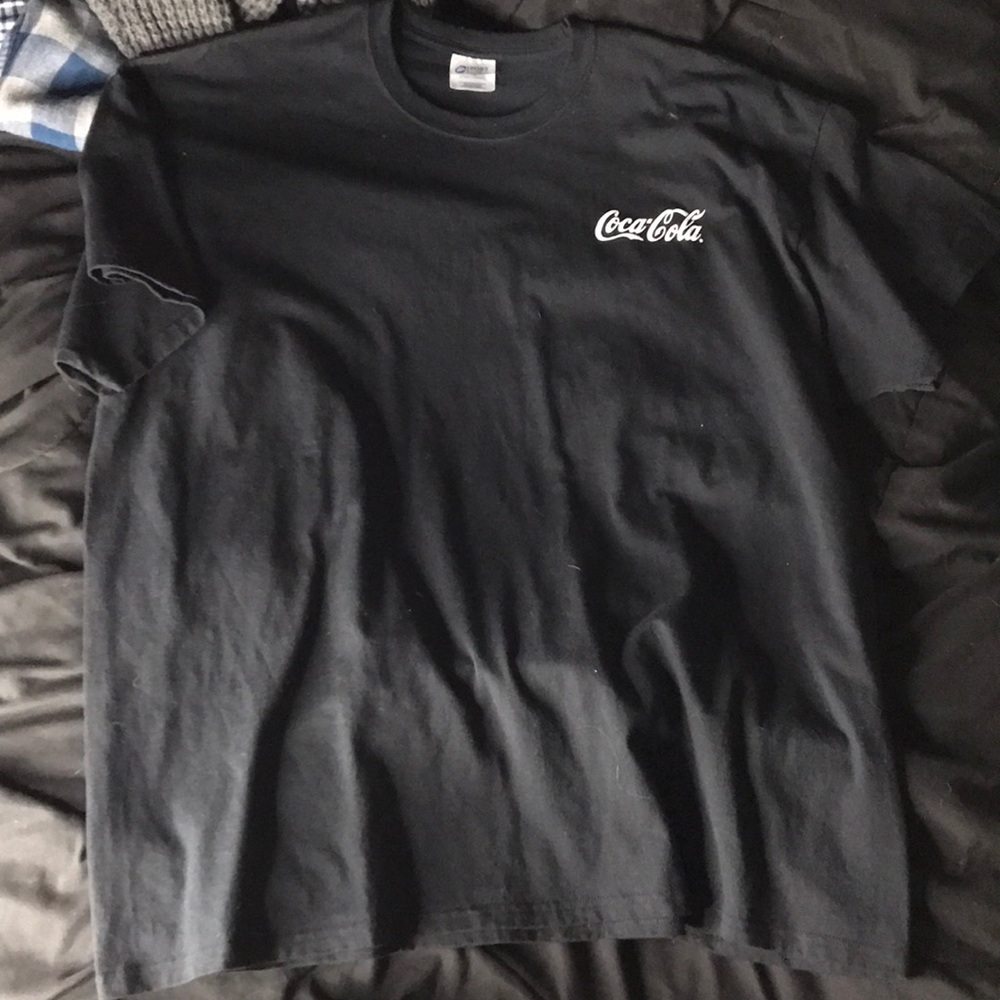 Black Coca Cola t shirt